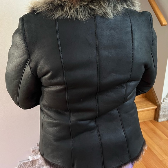 Women’s fur jacket - Picture 4 of 6